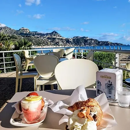 Lucy's Naxos 50 Meters From The Sea Giardini-Naxos