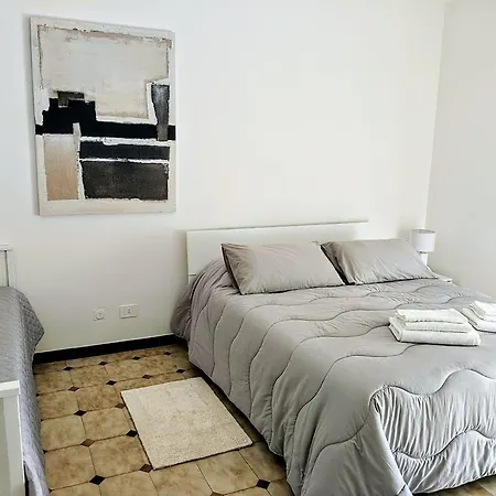 Lucy's Naxos 50 Meters From The Sea Appartement